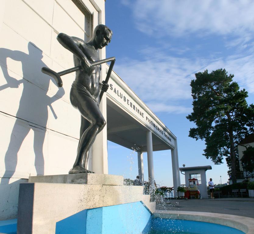 Ensana Vila Trajan ピエシュチャニ エクステリア 写真
